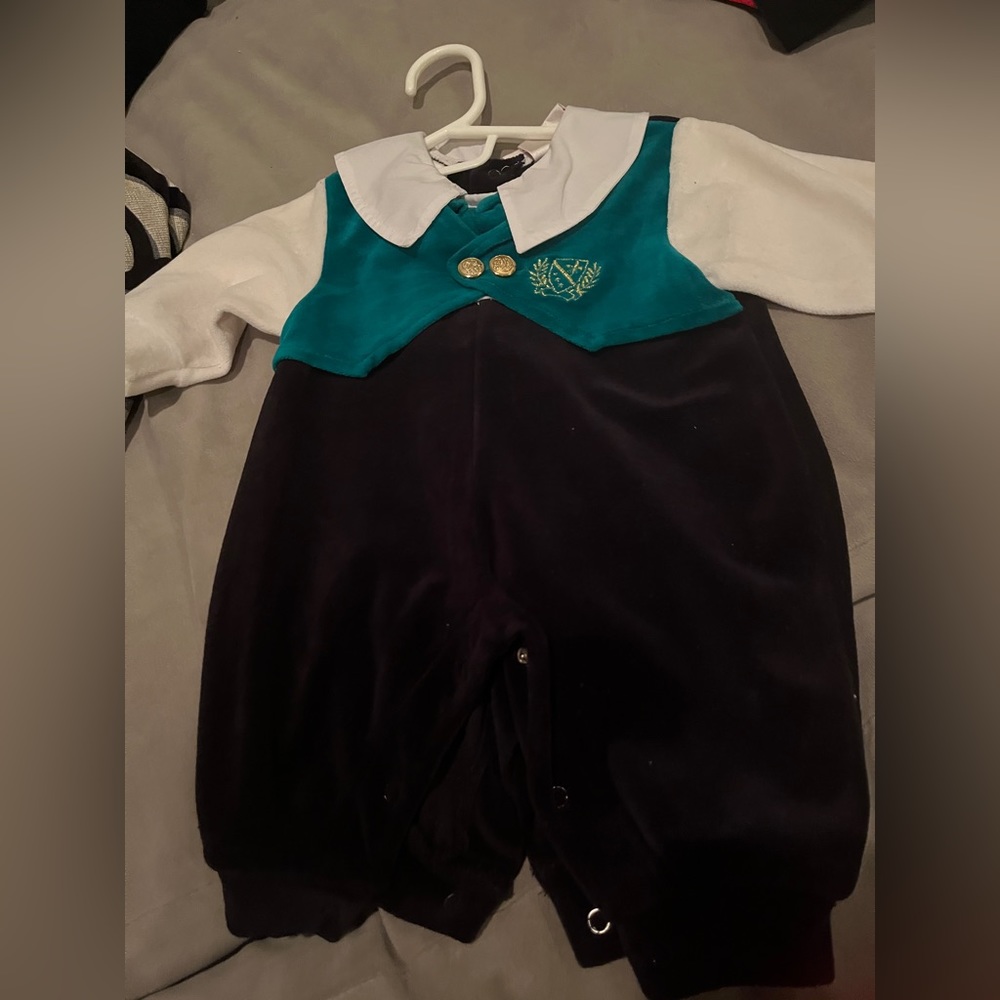 Velour Holiday outfit